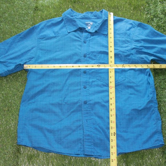 Mountain Hardware Men's Short Sleeve Shirt - Medium - Picture 6 of 12